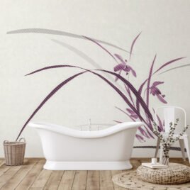 Carta da parati minimalista in stile giapponese denominata Haiku: su uno sfondo chiaro e strutturato, eleganti orchidee viola si stagliano con tratti grafici essenziali, evocando la sintesi poetica della cultura Zen.